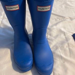 Hunter boots with matching Hunter for target tote.